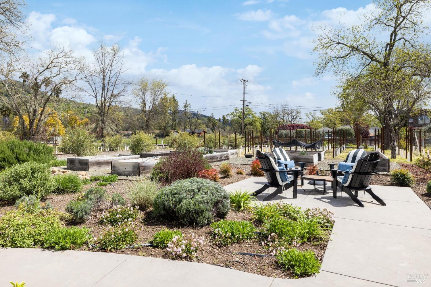 1929 Mora Avenue Calistoga CA 94515
