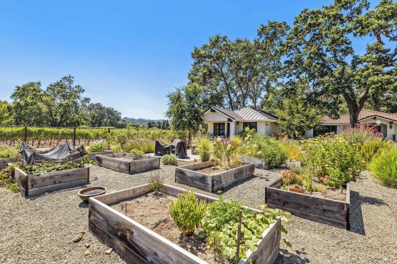 1929 Mora Avenue Calistoga CA 94515