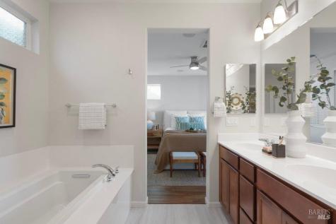 589 Sapphire Street Petaluma CA 94952