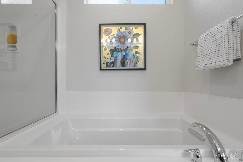 589 Sapphire Street Petaluma CA 94952