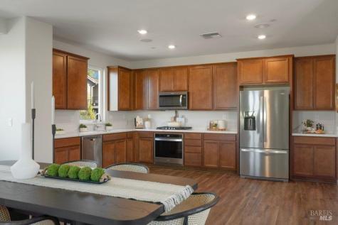 589 Sapphire Street Petaluma CA 94952