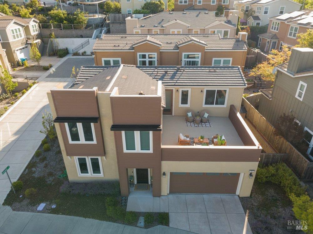 589 Sapphire Street Petaluma CA 94952