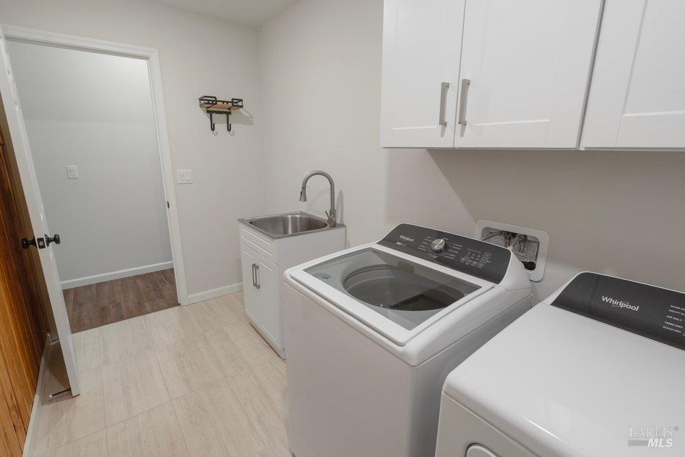 589 Sapphire Street Petaluma CA 94952