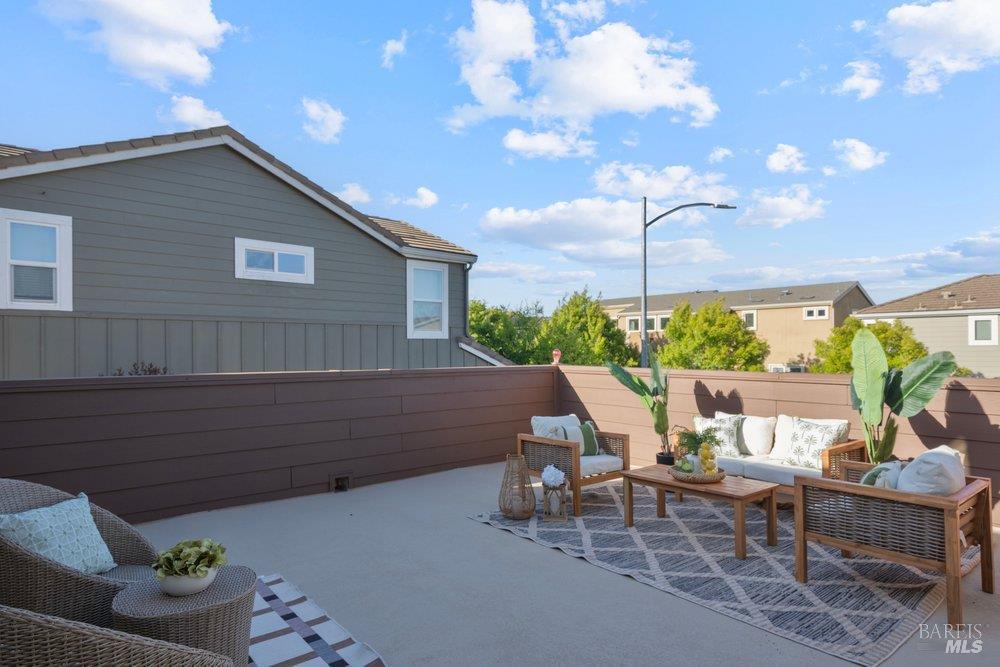 589 Sapphire Street Petaluma CA 94952