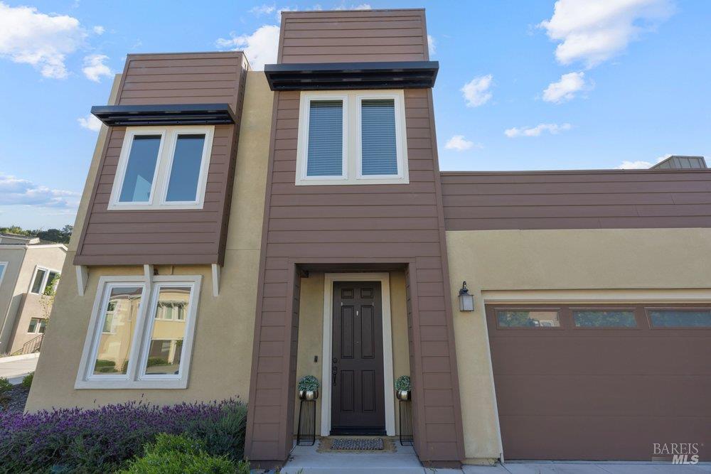 589 Sapphire Street Petaluma CA 94952