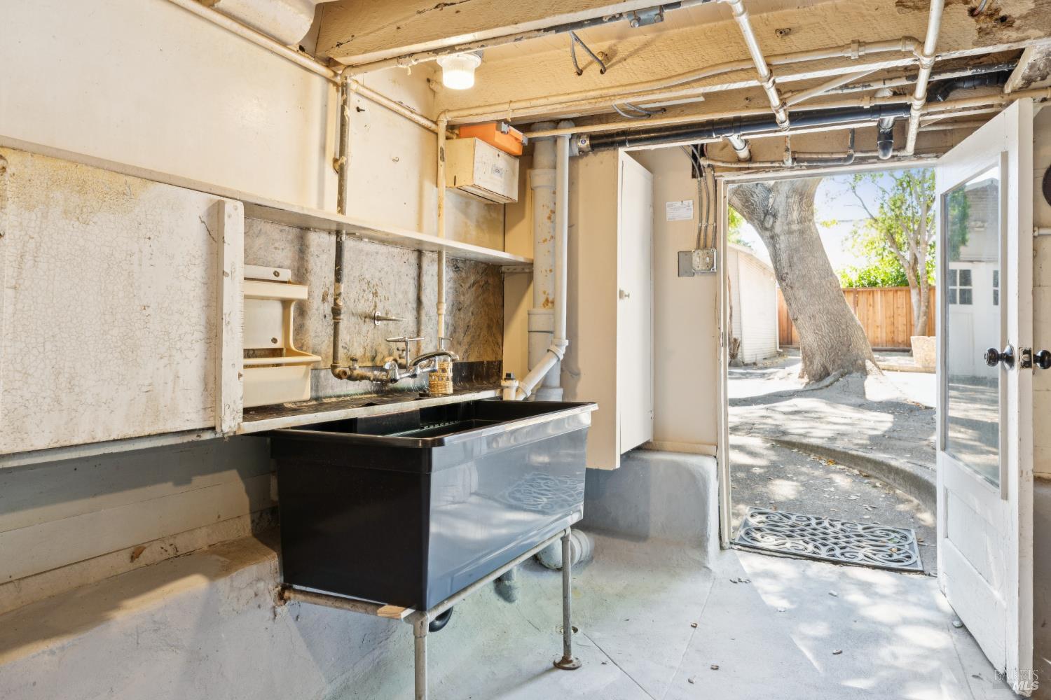 521 Patchett Street Napa CA 94559