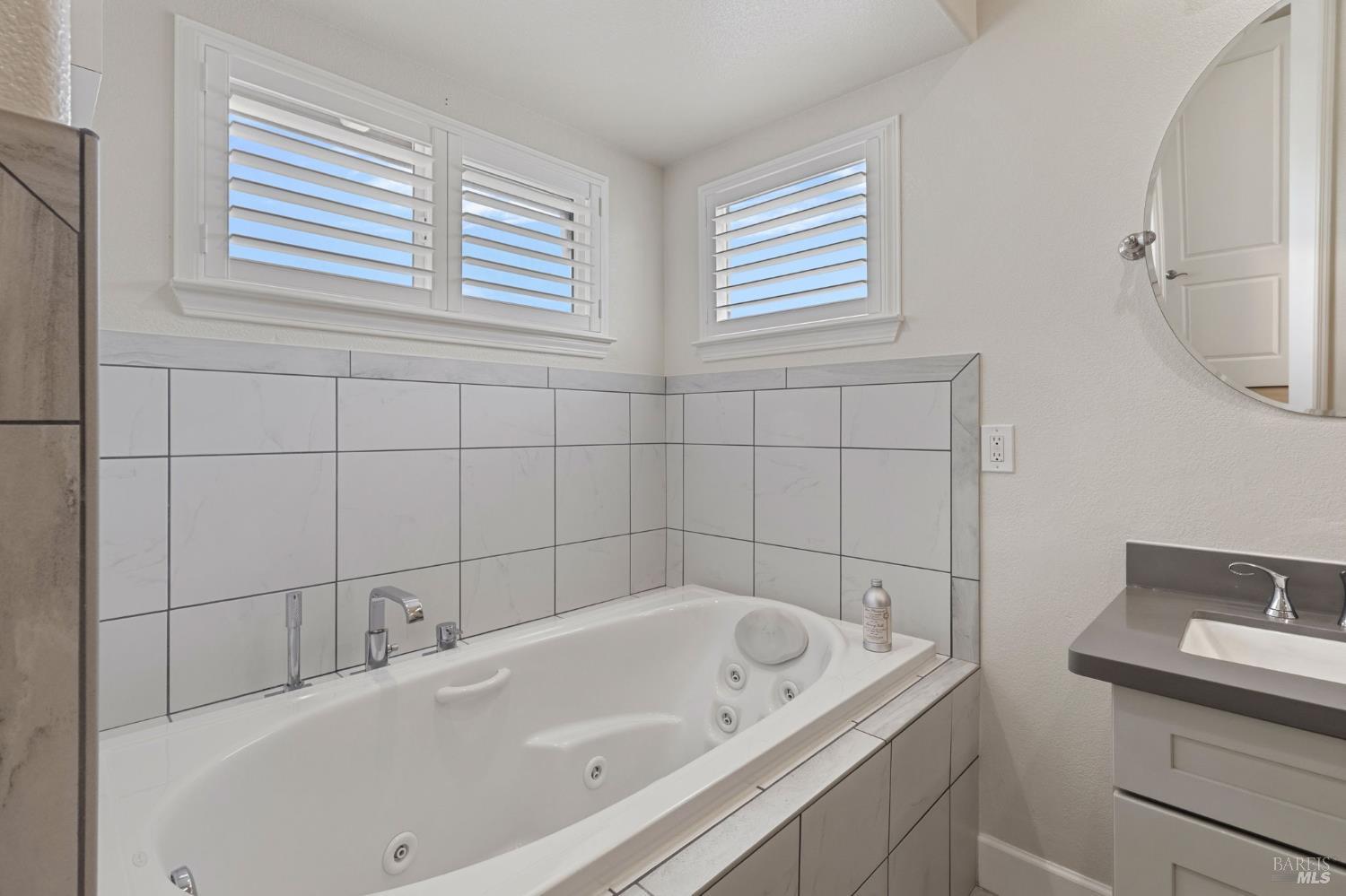 405 Brockman Lane Sonoma CA 95476