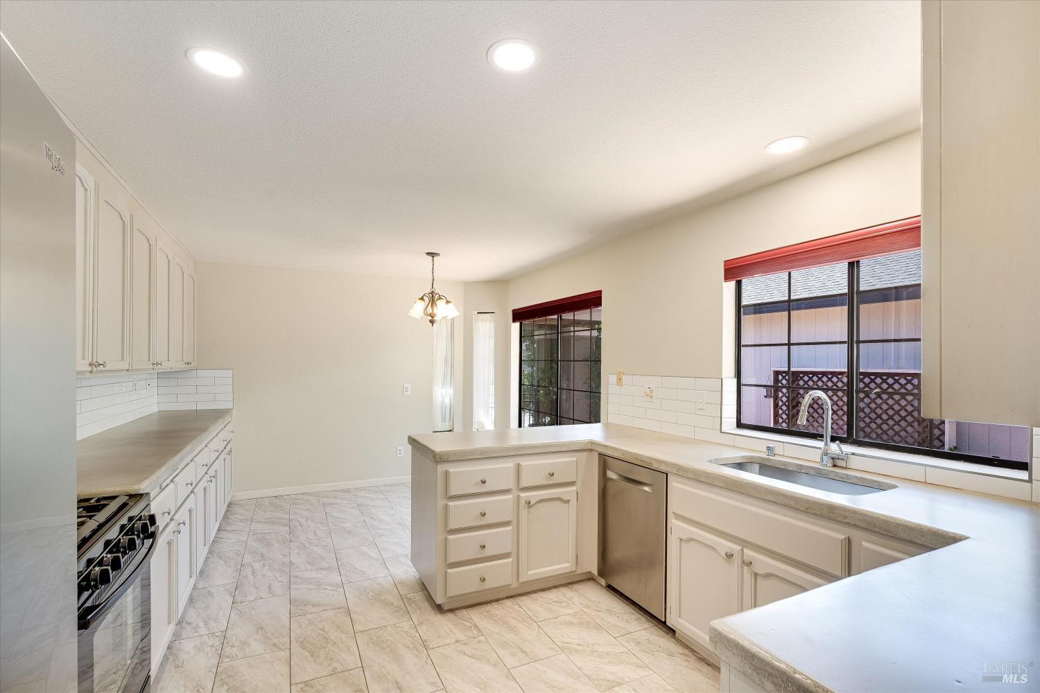 129 S Temelec Circle Sonoma CA 95476