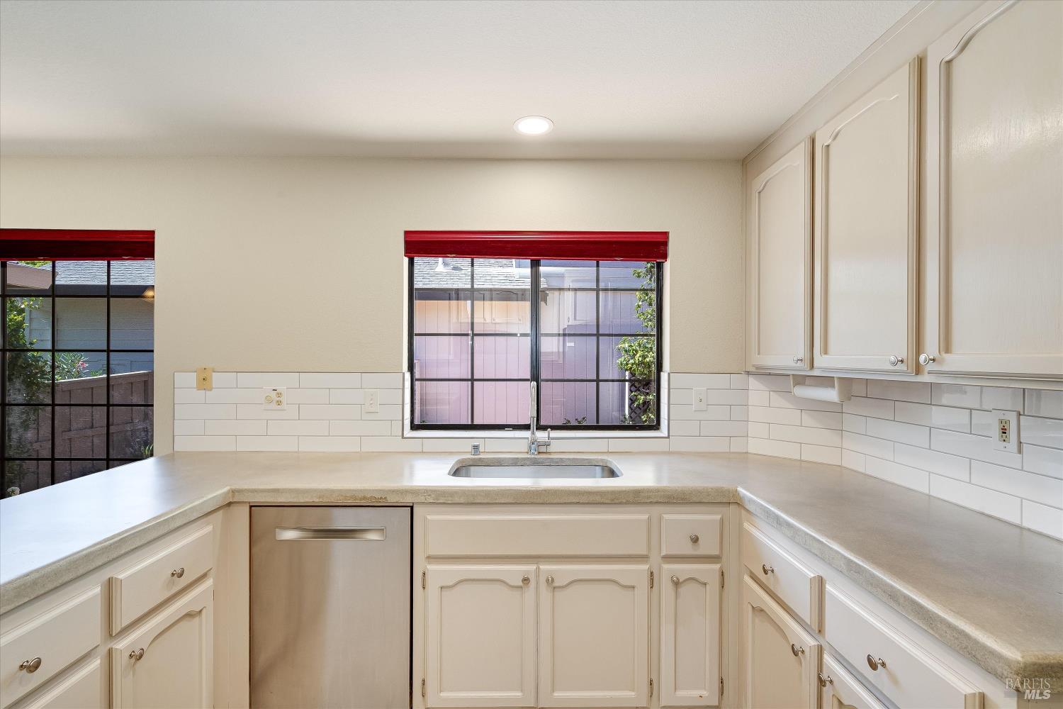 129 S Temelec Circle Sonoma CA 95476
