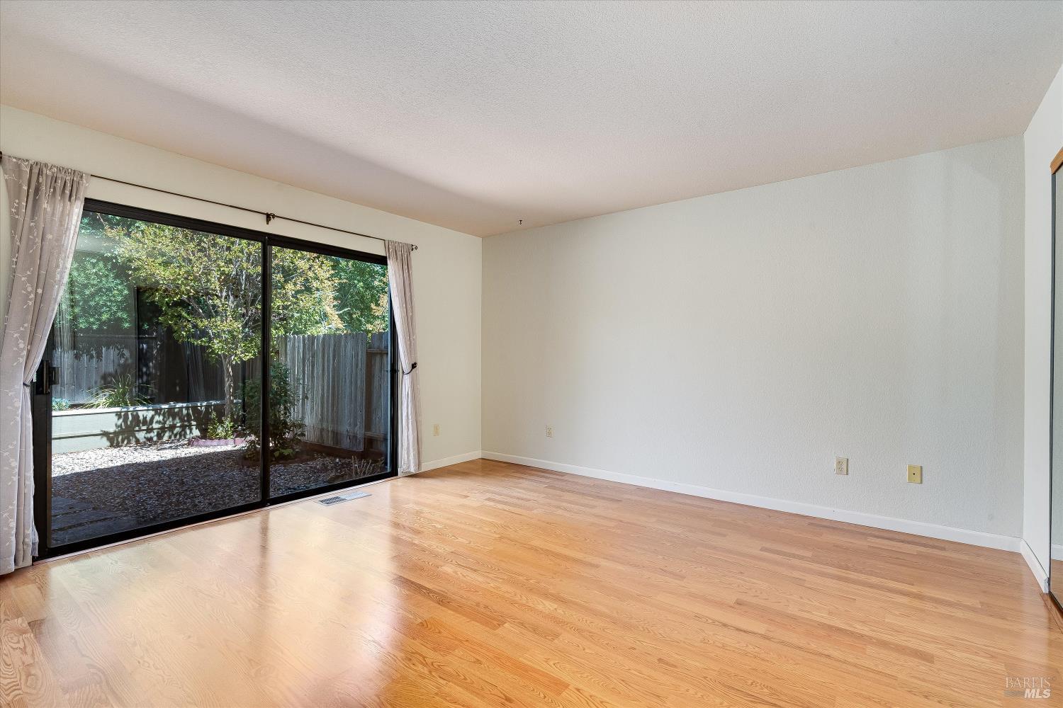 129 S Temelec Circle Sonoma CA 95476