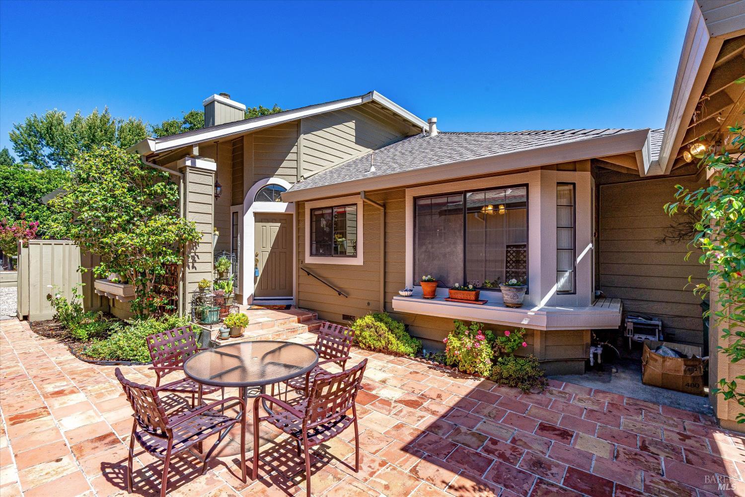 129 S Temelec Circle Sonoma CA 95476