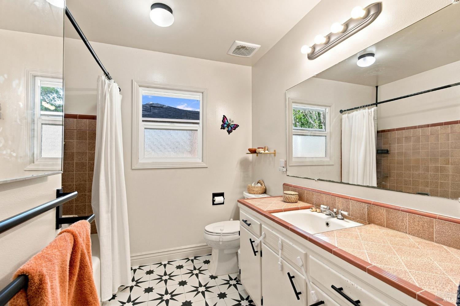 2257 Meyers Drive Santa Rosa CA 95403