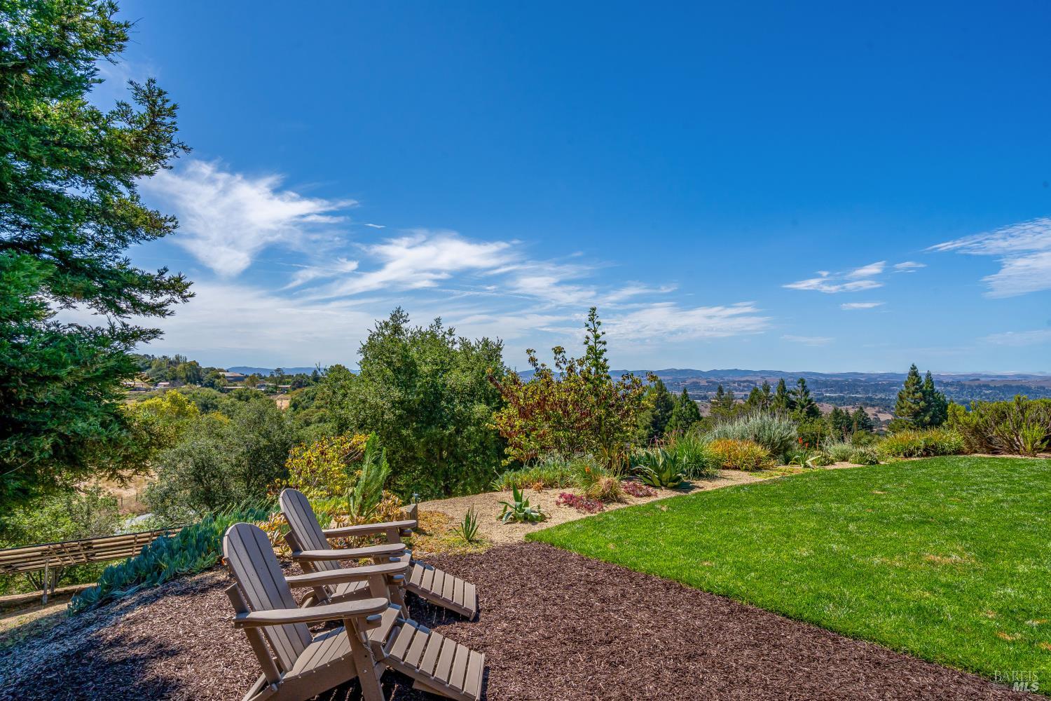 4737 Pressley Road Santa Rosa CA 95404