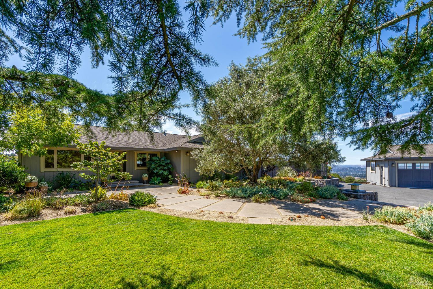4737 Pressley Road Santa Rosa CA 95404