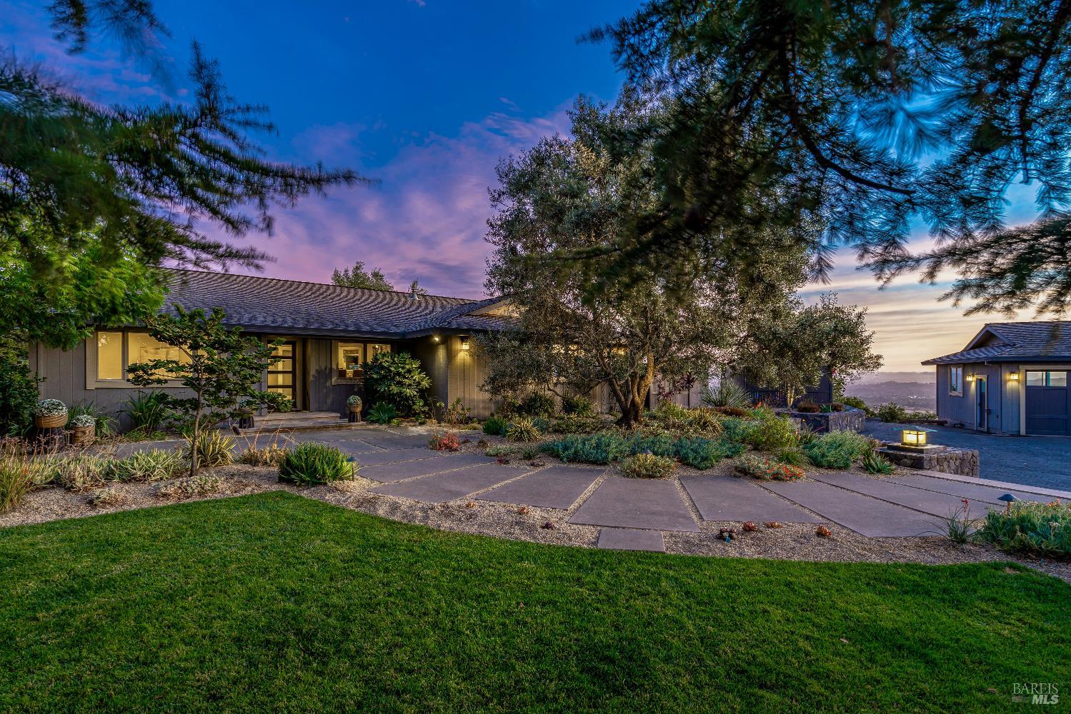 4737 Pressley Road Santa Rosa CA 95404