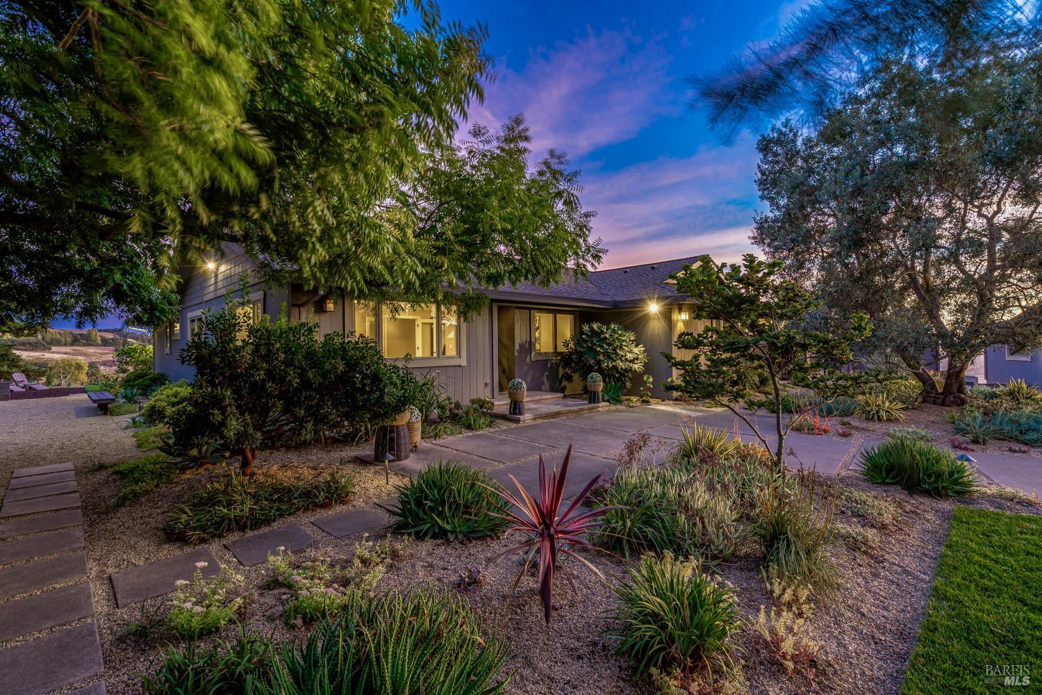 4737 Pressley Road Santa Rosa CA 95404