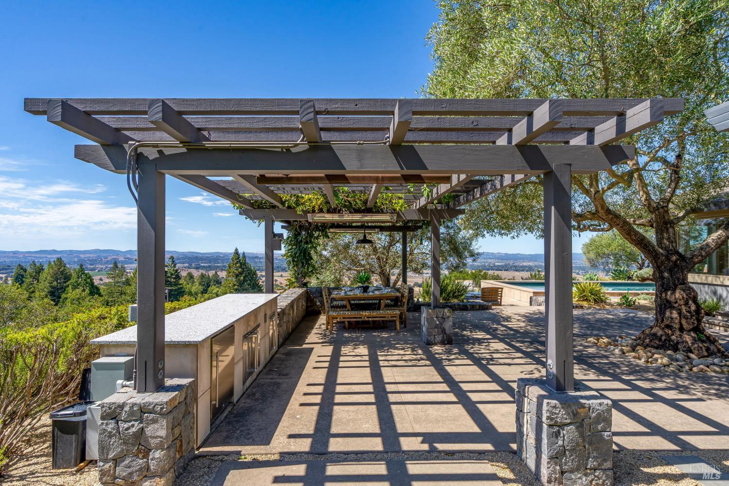 4737 Pressley Road Santa Rosa CA 95404