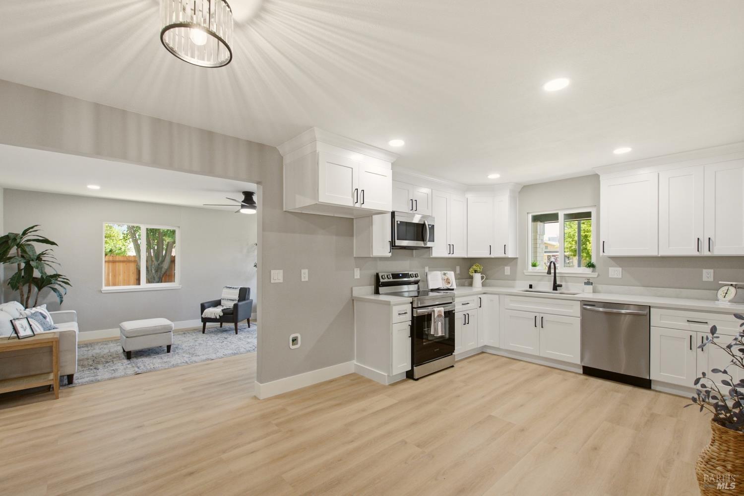 301 Plum Street Vacaville CA 95688