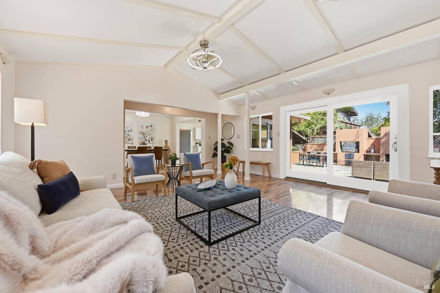 2139 Lone Oak Avenue Napa CA 94558