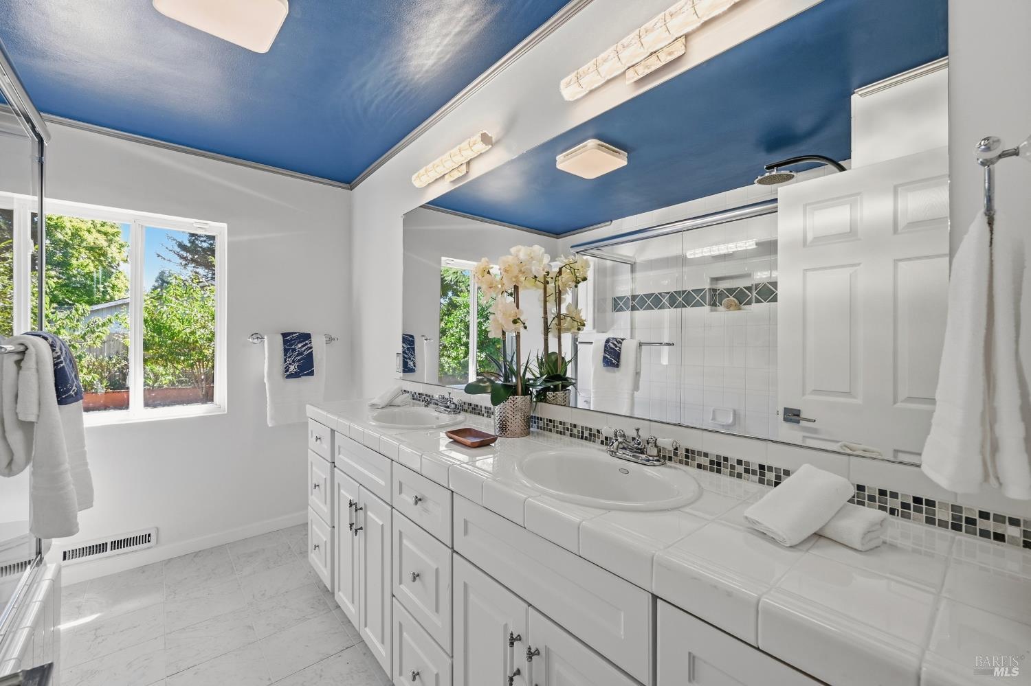2139 Lone Oak Avenue Napa CA 94558
