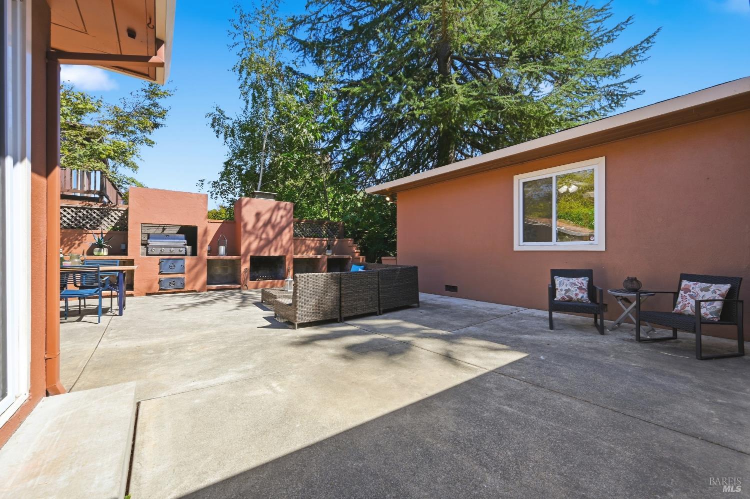 2139 Lone Oak Avenue Napa CA 94558