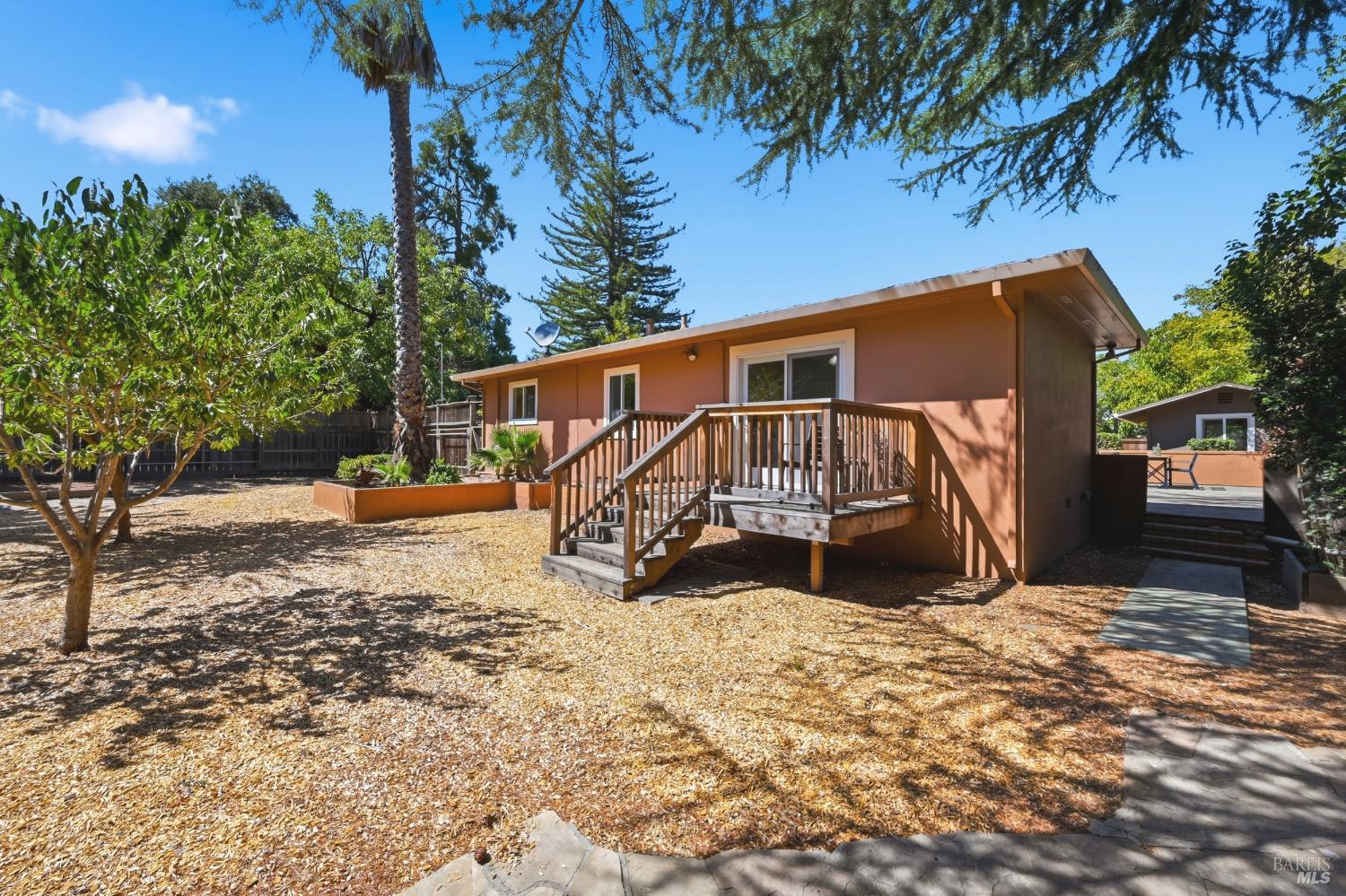 2139 Lone Oak Avenue Napa CA 94558