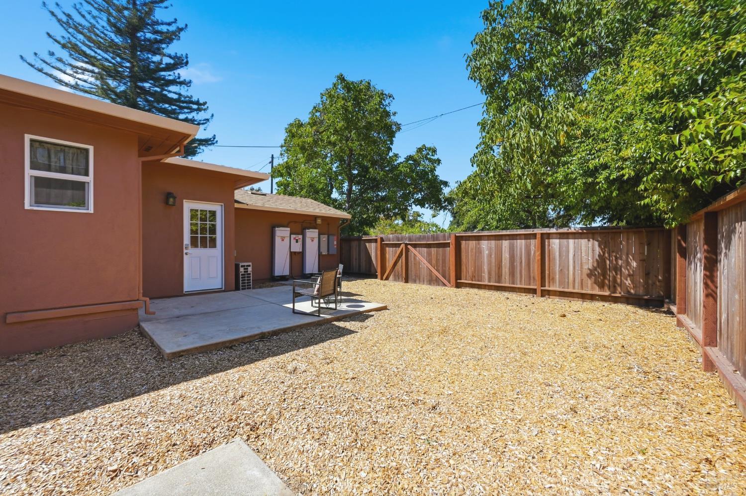 2139 Lone Oak Avenue Napa CA 94558