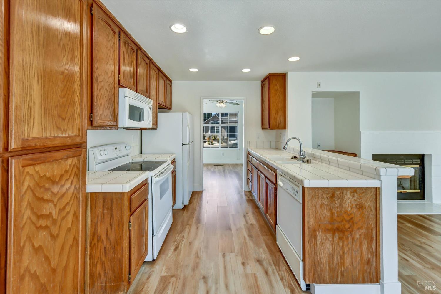 905 Limewood Street Suisun City CA 94585