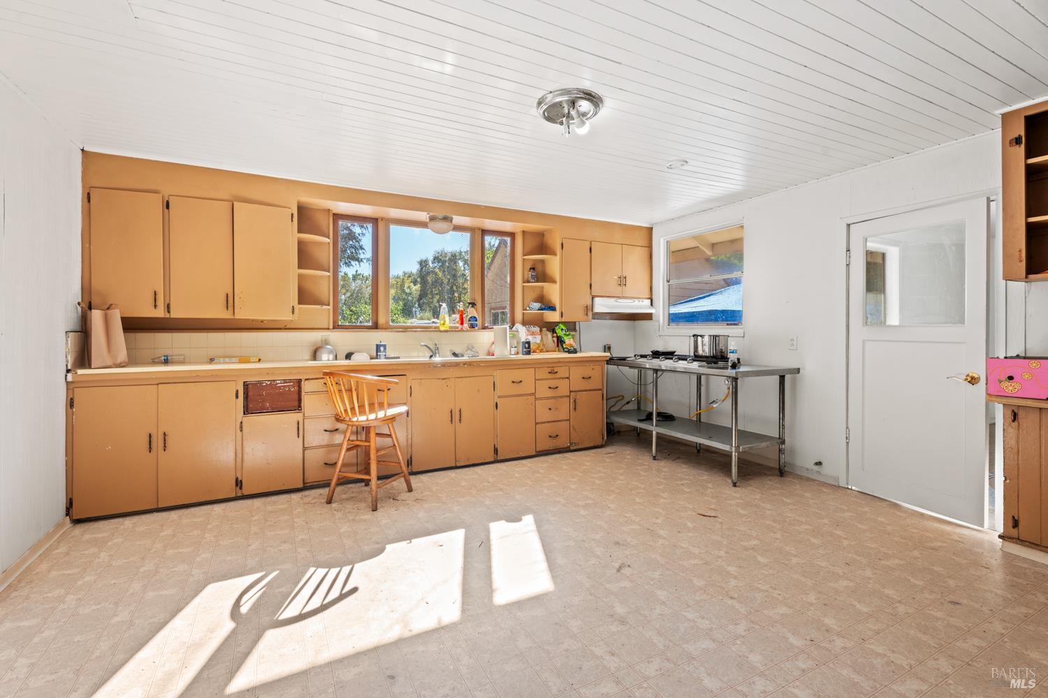 23925 Eberle Street Covelo CA 95428