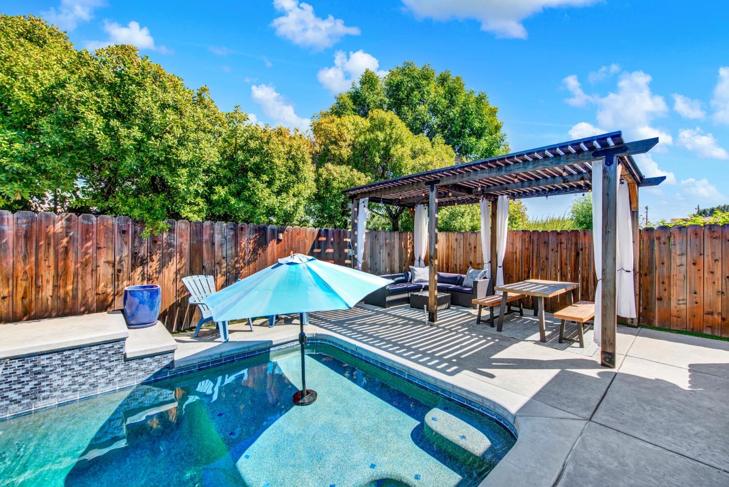 711 Lupine Way Winters CA 95694