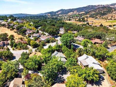 6447 Mesa Oaks Court Santa Rosa CA 95409