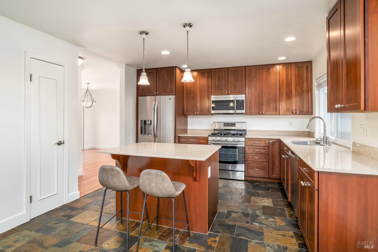 2486 Copperfield Drive Santa Rosa CA 95401