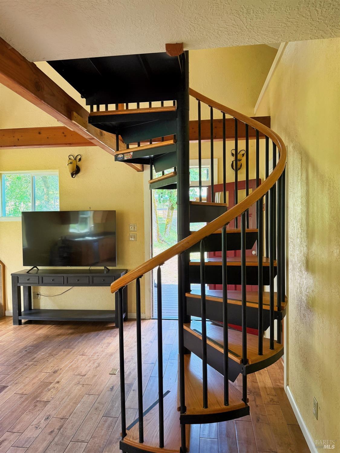 2501 Main Ranch Road Redwood Valley CA 95470
