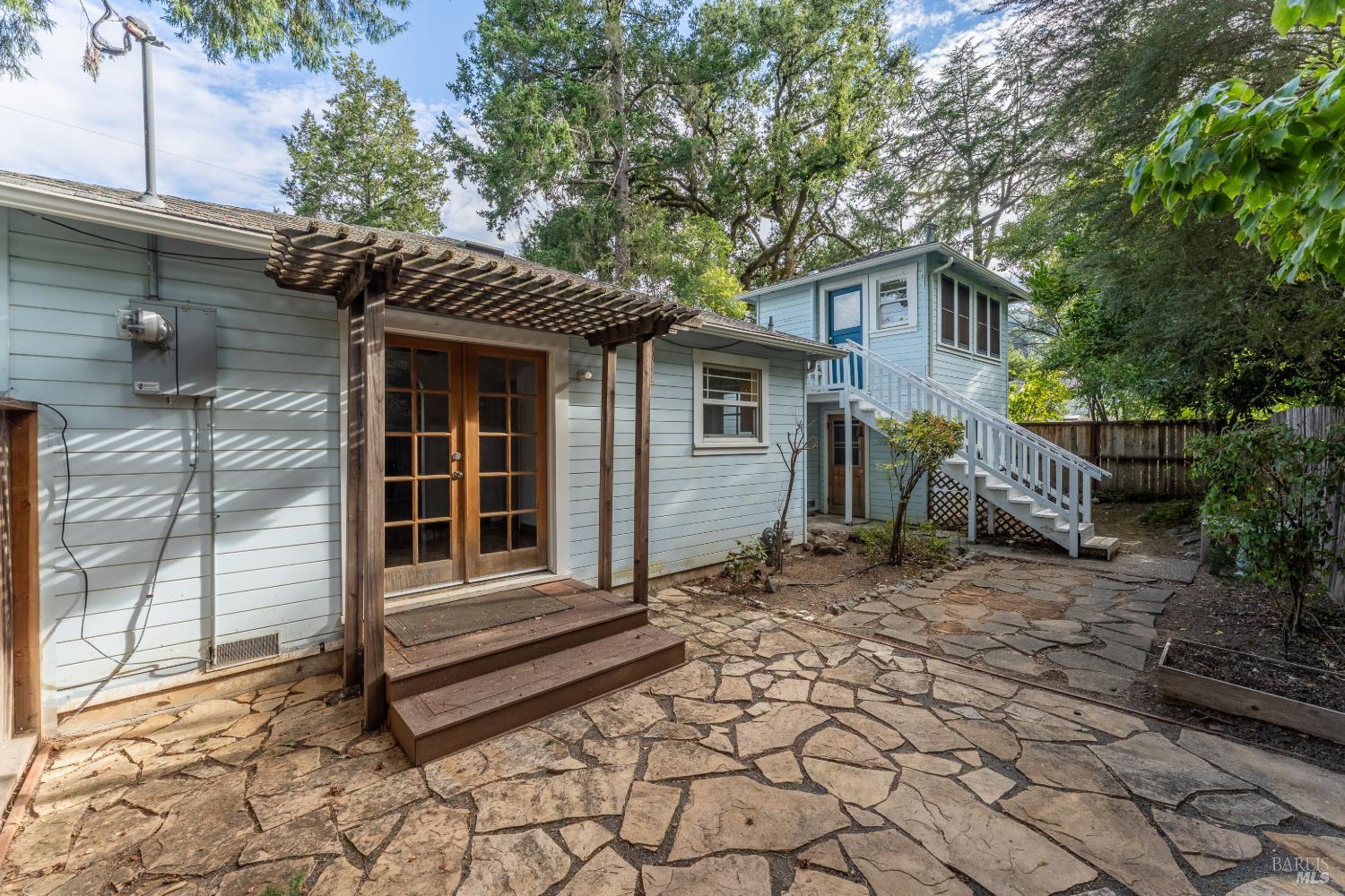 502 Jones Street Ukiah CA 95482