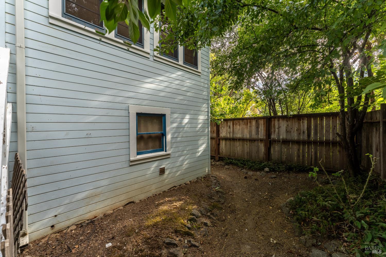 502 Jones Street Ukiah CA 95482