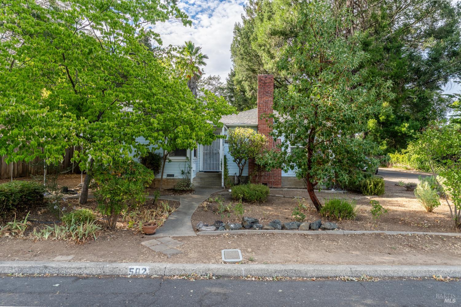 502 Jones Street Ukiah CA 95482