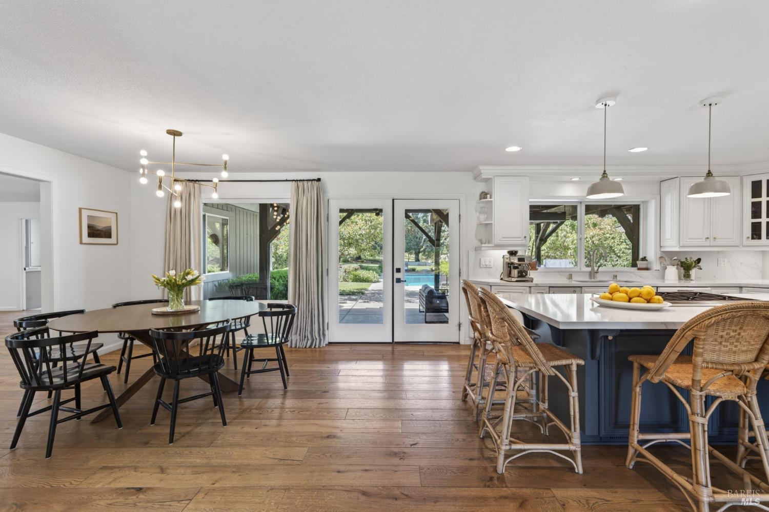 1541 Chablis Road Healdsburg CA 95448