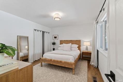 1541 Chablis Road Healdsburg CA 95448