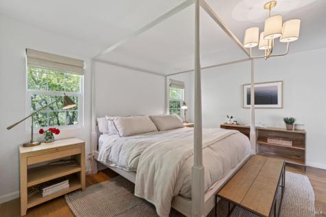 1541 Chablis Road Healdsburg CA 95448