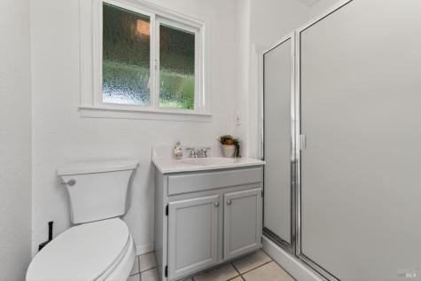 1541 Chablis Road Healdsburg CA 95448