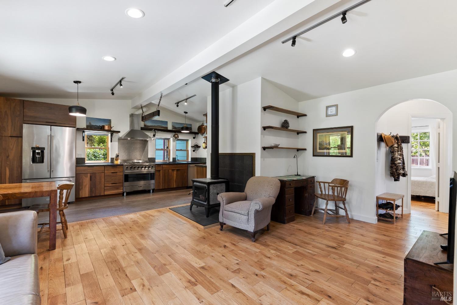 65401 Highway 271 Leggett CA 95585