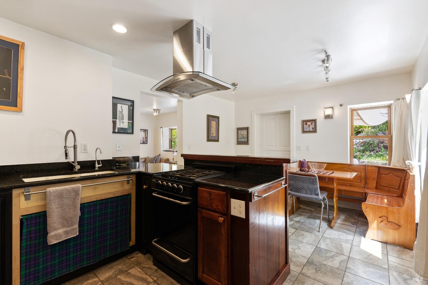 65401 Highway 271 Leggett CA 95585