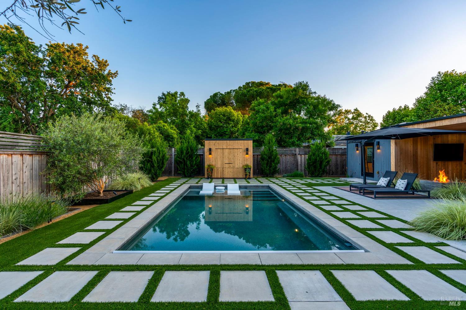 34 View Road Calistoga CA 94515