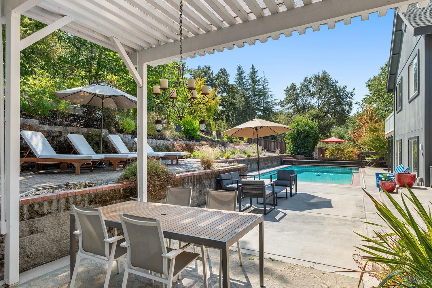 3991 Haven Court Sebastopol CA 95472