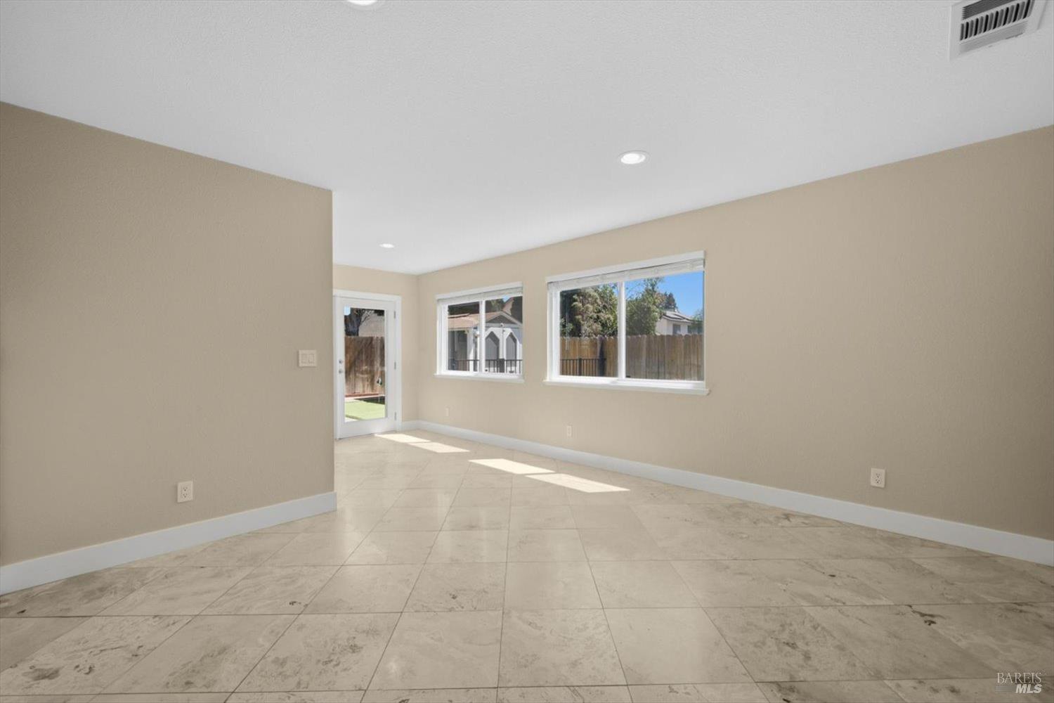 620 Catalina Court Vacaville CA 95687