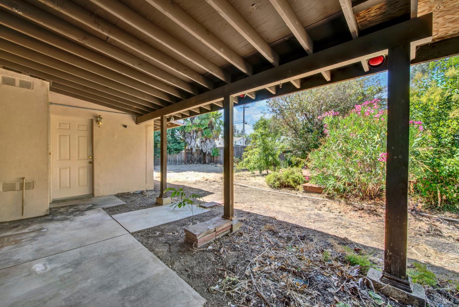 1290 Sweetbriar Drive Napa CA 94558