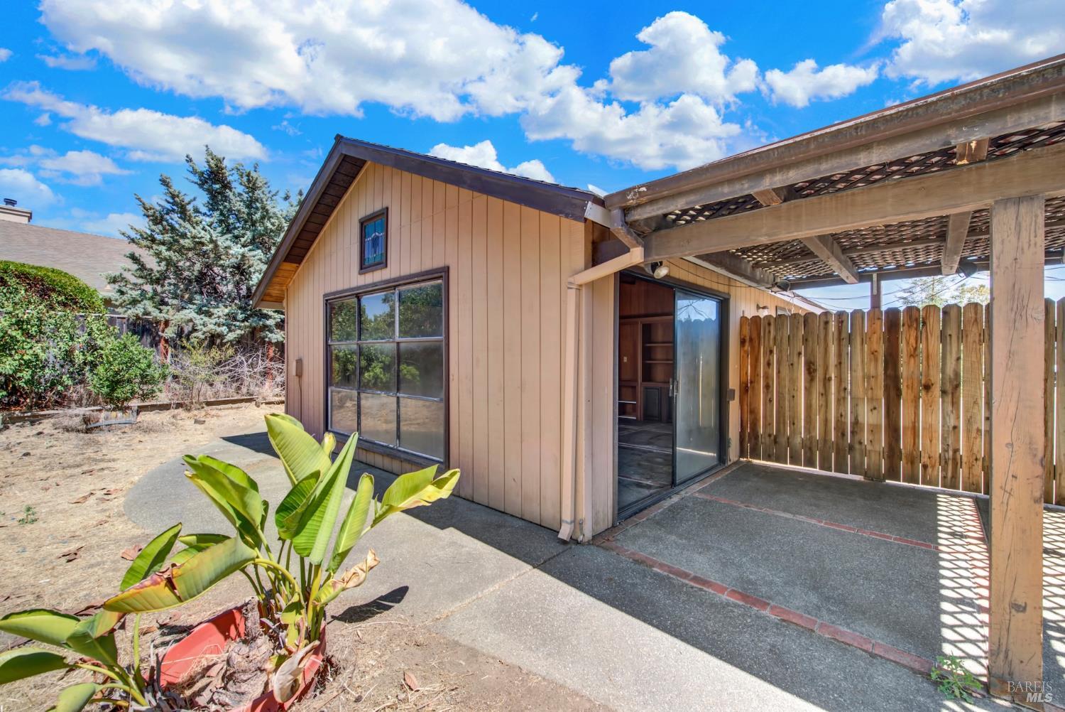 1290 Sweetbriar Drive Napa CA 94558