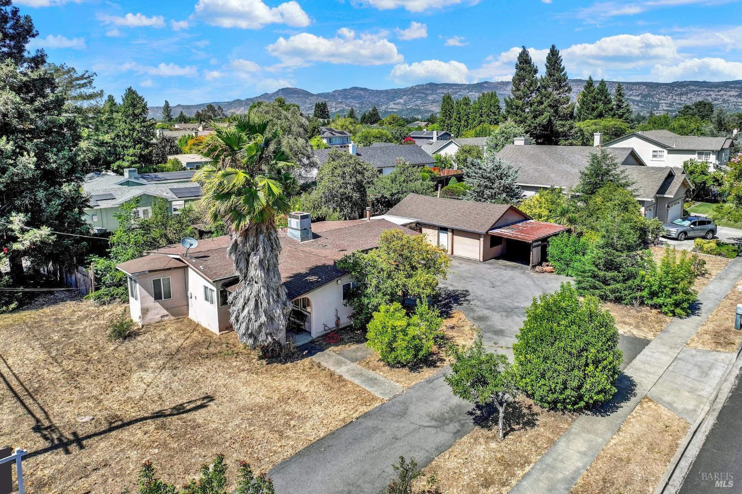 1290 Sweetbriar Drive Napa CA 94558