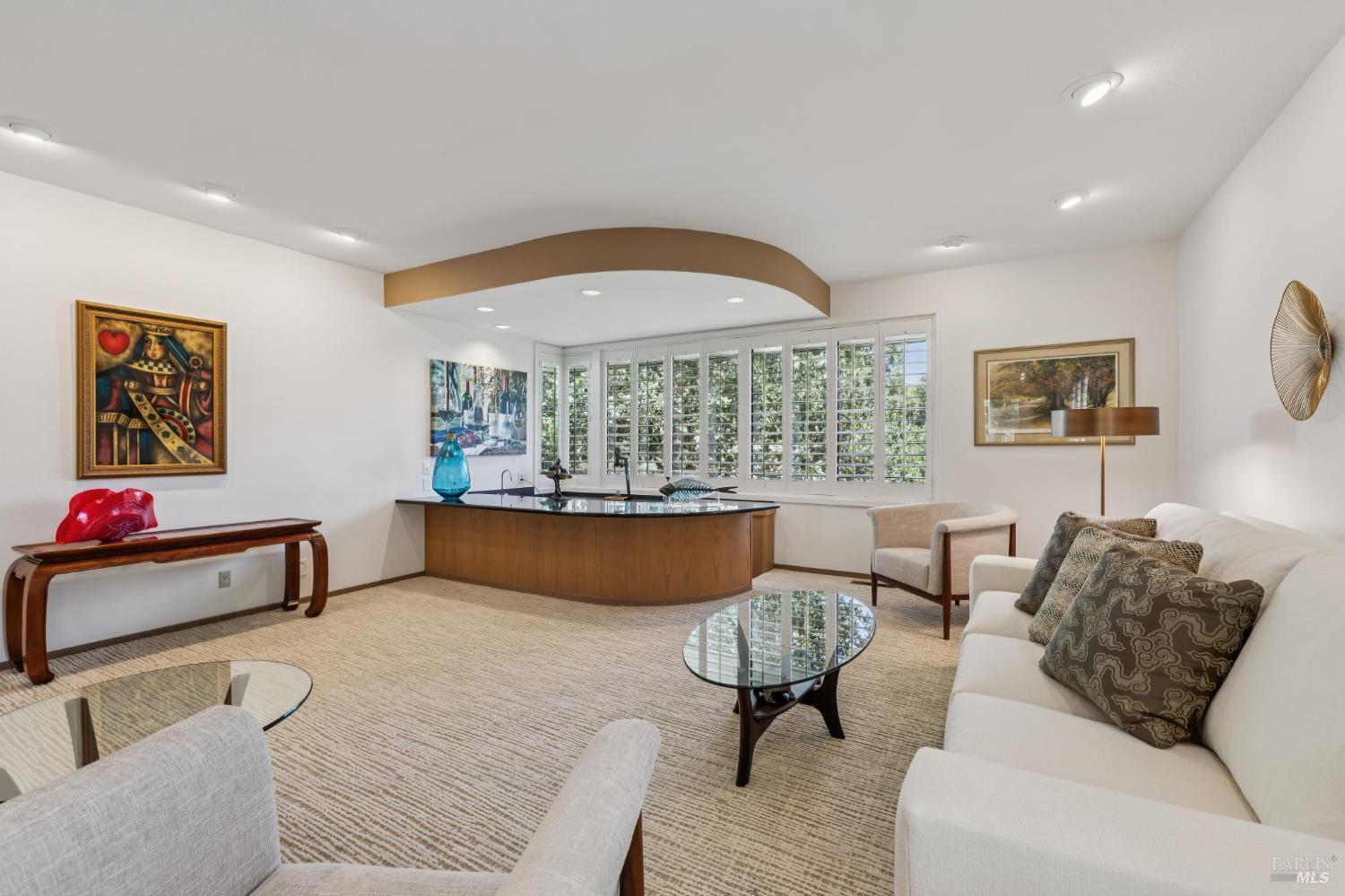 1235 White Oak Drive Santa Rosa CA 95409