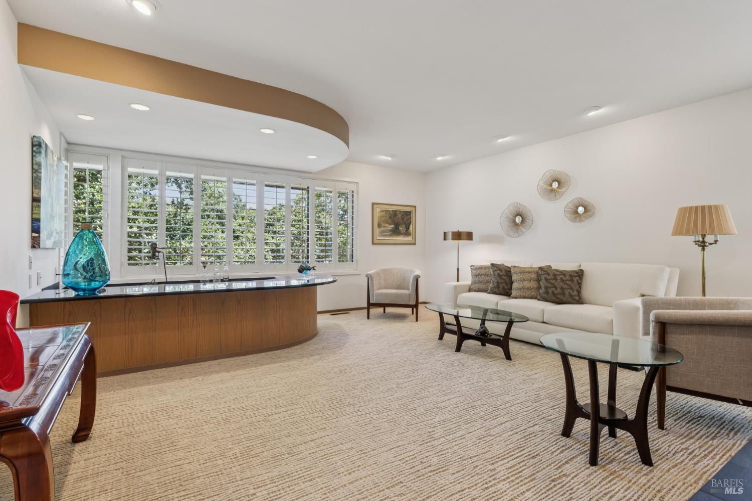 1235 White Oak Drive Santa Rosa CA 95409